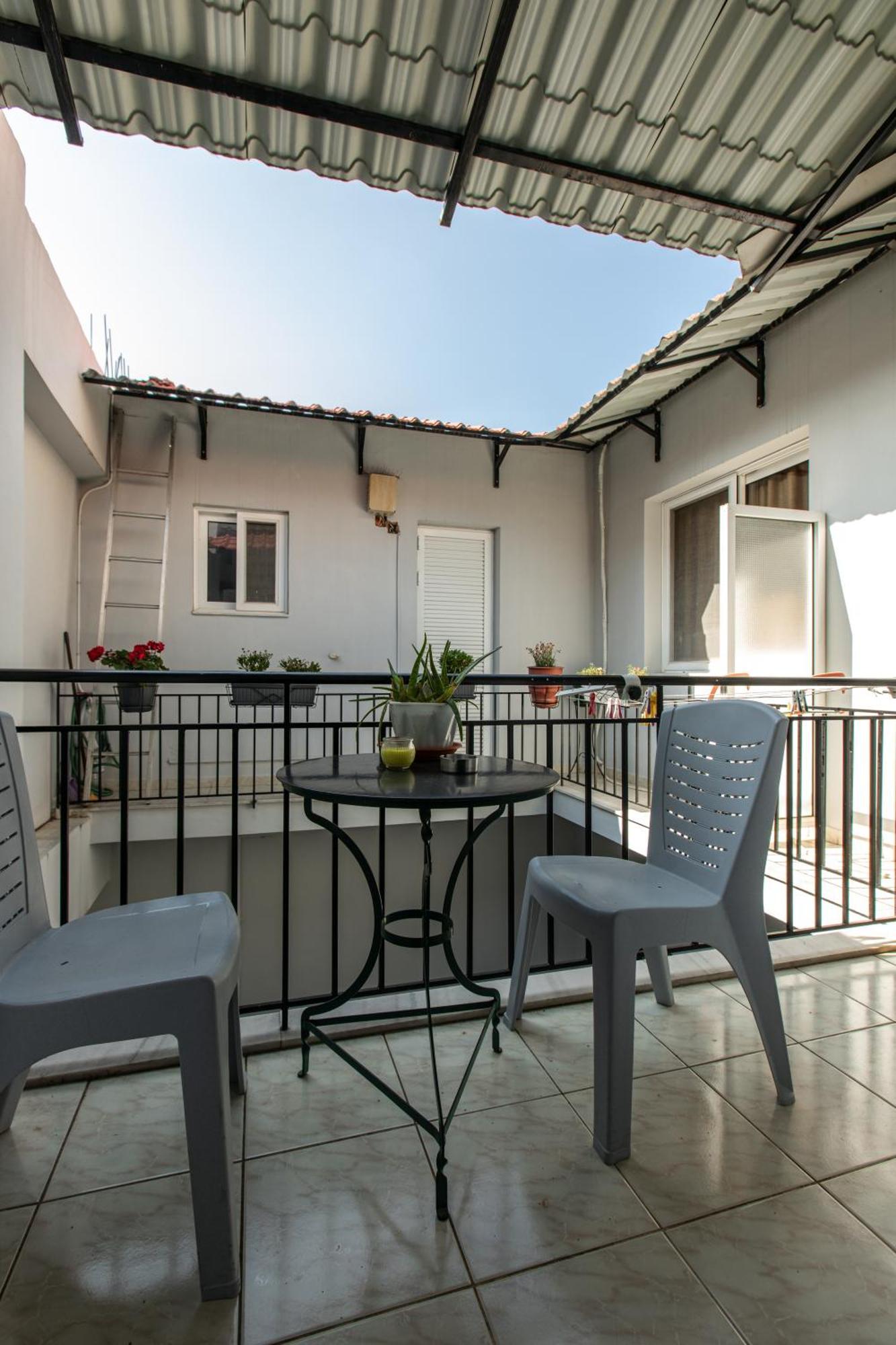 Central Cozy Apartment EEsparta Exterior foto
